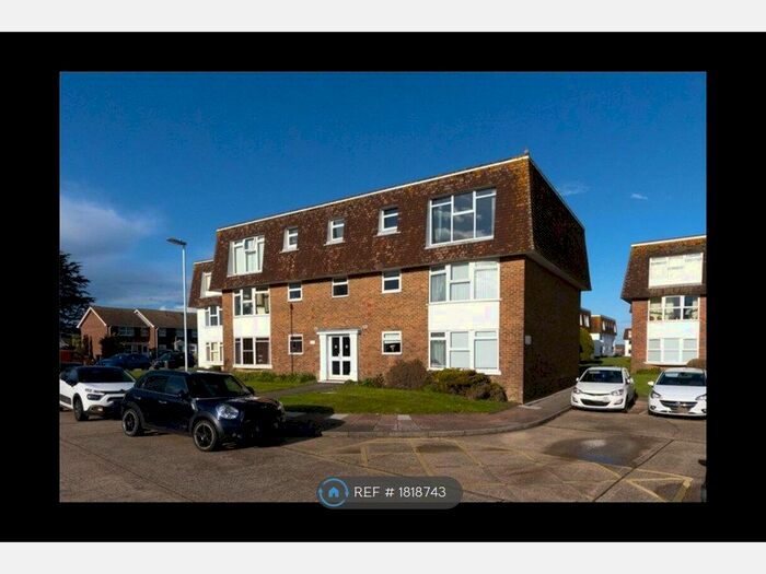 2 Bedroom Flat To Rent In Westlake Close, Worthing, BN13