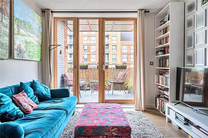 2 Bedroom Flat For Sale In Copley Close, London, W7