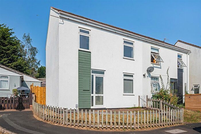 3 Bedroom Semi Detached House For Sale In Malvern Gardens, Exeter, EX2