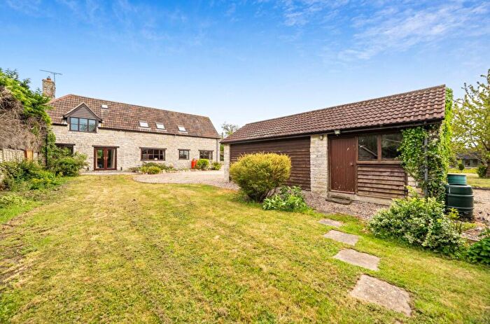 4 Bedroom Character Property For Sale In Downhead, West Camel, BA22