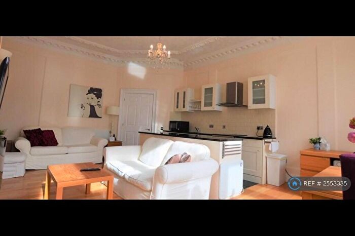 2 Bedroom Flat To Rent In Wetherby Road, Leeds, LS8