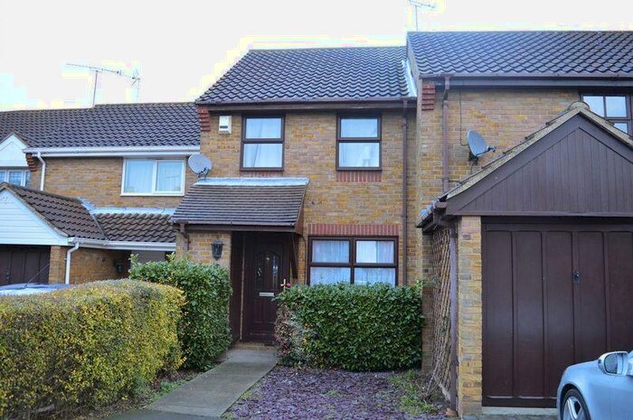 2 Bedroom Terraced House To Rent In Oakley Avenue, Rayleigh, SS6