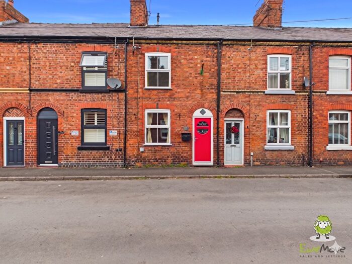 2 Bedroom Terraced House For Sale In Orchard Street, Willaston, Nantwich, CW5