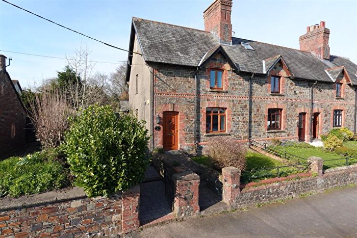 3 Bedroom Terraced House For Sale In Chittlehampton, EX37