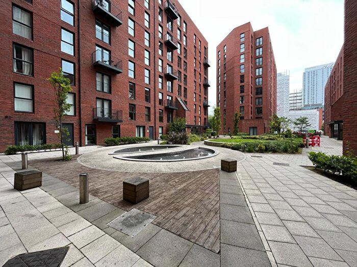 2 Bedroom Apartment To Rent In Alto, Sillavan Way, Salford, M3