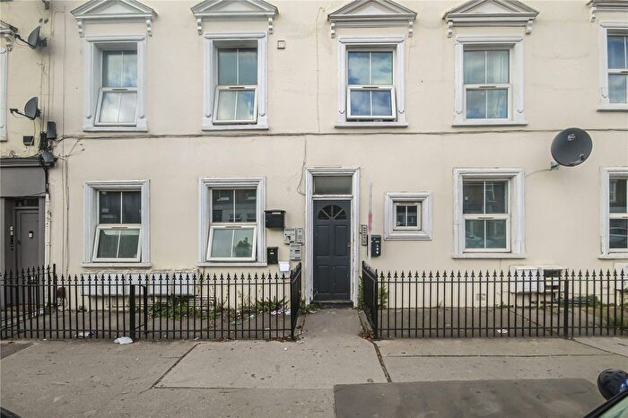 2 Bedroom Flat To Rent In Beulah Road, Thornton Heath, CR7