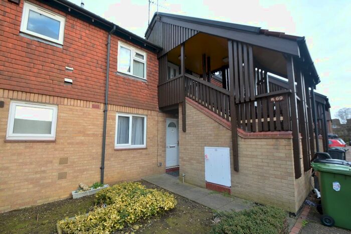 2 Bedroom Flat To Rent In Gostwick, Orton Brimbles, Peterborough, PE2