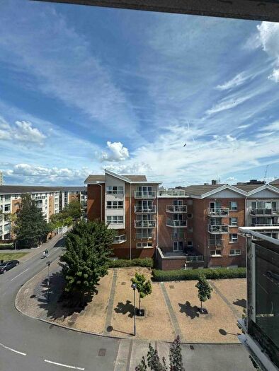 1 Bedroom Flat To Rent In Penstone Court, Chandlery Way, Cardiff, CF10