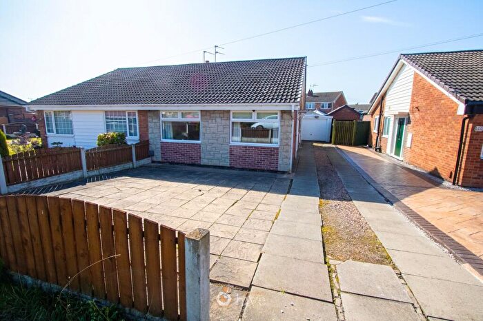 2 Bedroom Semi-Detached Bungalow For Sale In Nutwell Lane, Armthorpe, Doncaster, DN3