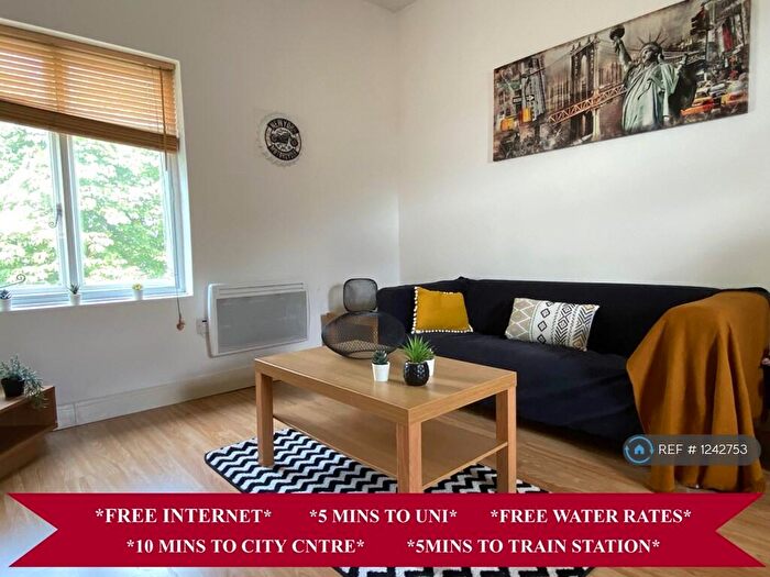 2 Bedroom Flat To Rent In New Walk, Leicester, LE1