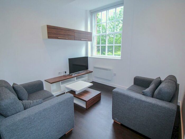 2 Bedroom Apartment To Rent In Park Square South, Leeds, #, LS1