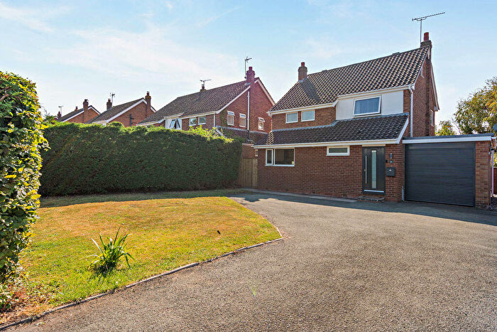 4 Bedroom Detached House For Sale In Tattenhall, Cheshire, CH3