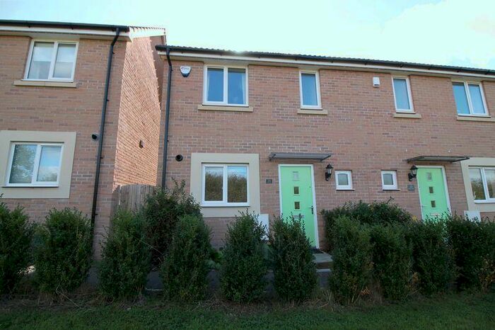 3 Bedroom Semi-Detached House To Rent In Lupin Close, Lyde Green, Bristol, BS16