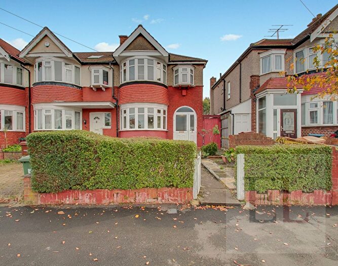 3 Bedroom End Of Terrace House To Rent In Yeading Avenue, Harrow, Greater London, HA2