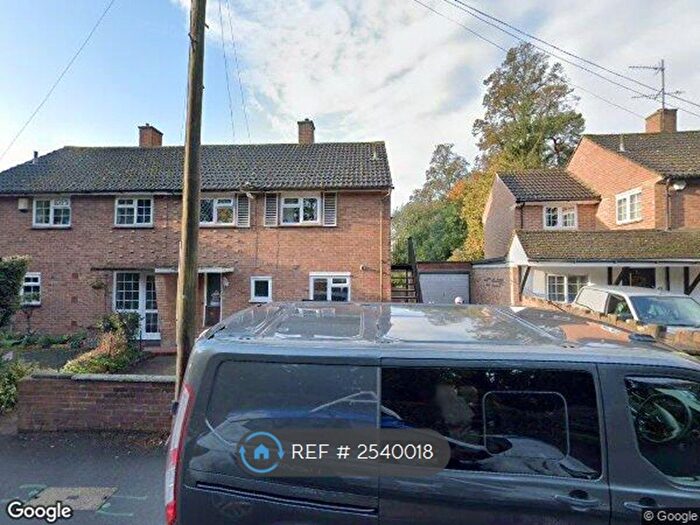 1 Bedroom Maisonette To Rent In Horseshoe Lane, Watford, WD25