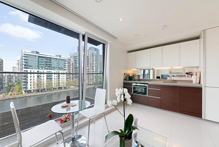 Apartment To Rent In Baltimore Wharf, Canary Wharf, London, E14