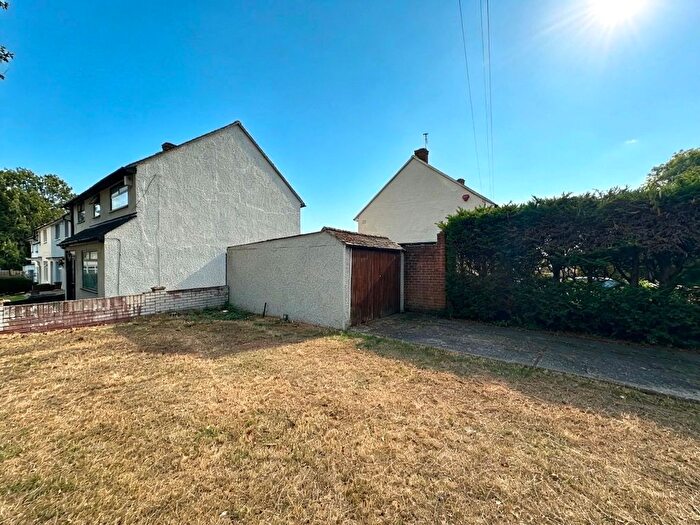 3 Bedroom Semi-Detached House For Sale In Redruth Gardens, Romford, RM3