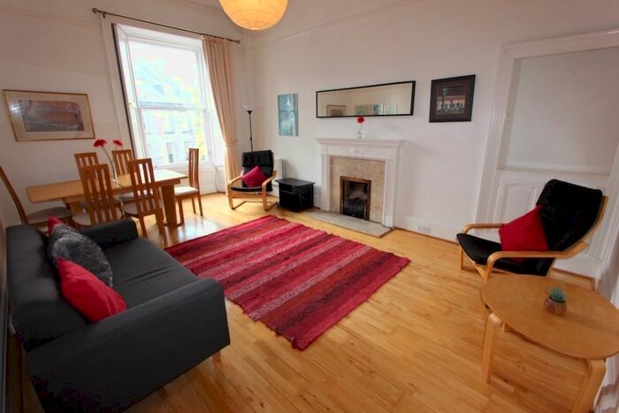 2 Bedroom Flat To Rent In Abercromby Place, Edinburgh, EH3