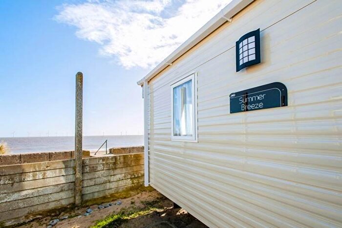 2 Bedroom Park Home For Sale In Eastern Beach Holiday Park, NR30
