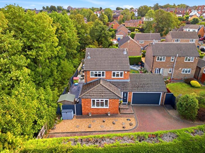 4 Bedroom Detached House For Sale In Foresters Road, Ripley, DE5