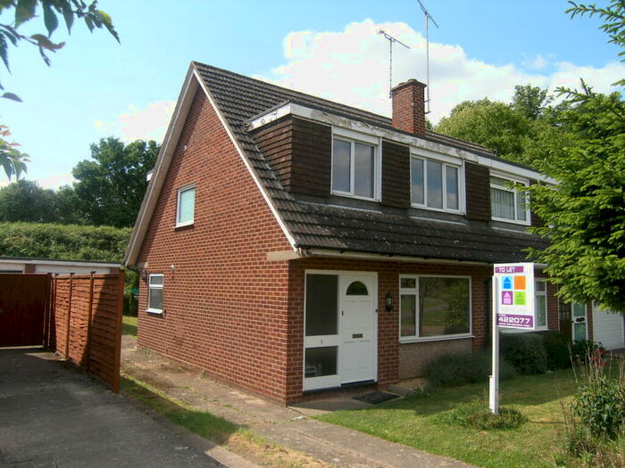 3 Bedroom Semi-Detached House To Rent In Ullswater Avenue, Milverton, Leamington Spa, CV32