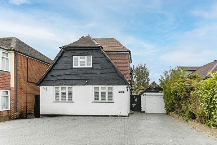 5 Bedroom Detached House To Rent In Charminster Road, Worcester Park, KT4