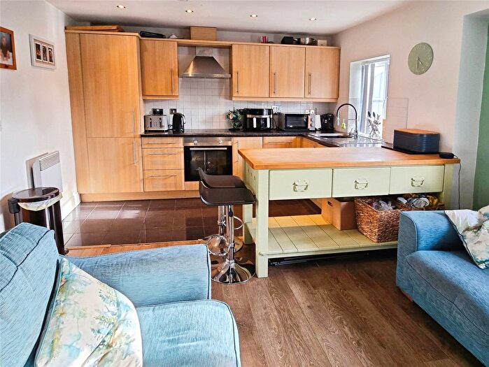 2 Bedroom Flat For Sale In Gittin Street, Oswestry, Shropshire, SY11