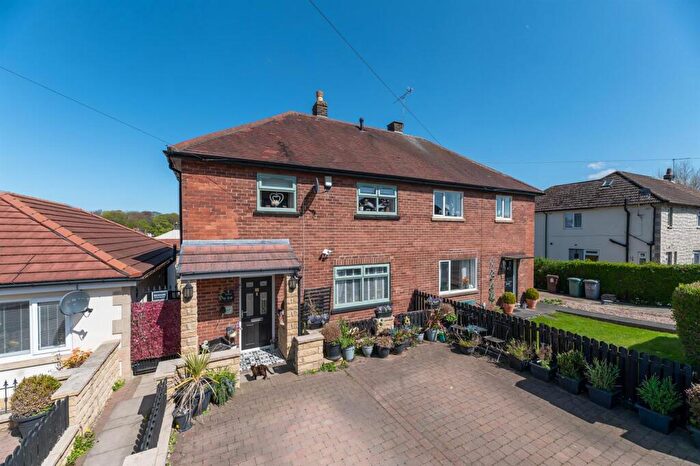 3 Bedroom Semi-Detached House For Sale In Derry Lane, Menston, LS29