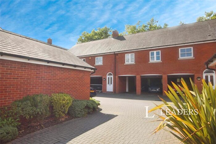2 Bedroom Coach House For Sale In Dragoon Road, Colchester, Essex, CO2