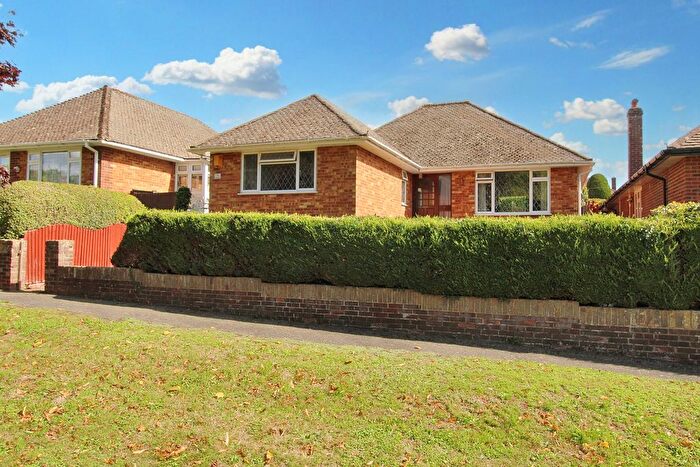 4 Bedroom Bungalow For Sale In Fernside, Hazlemere, HP15