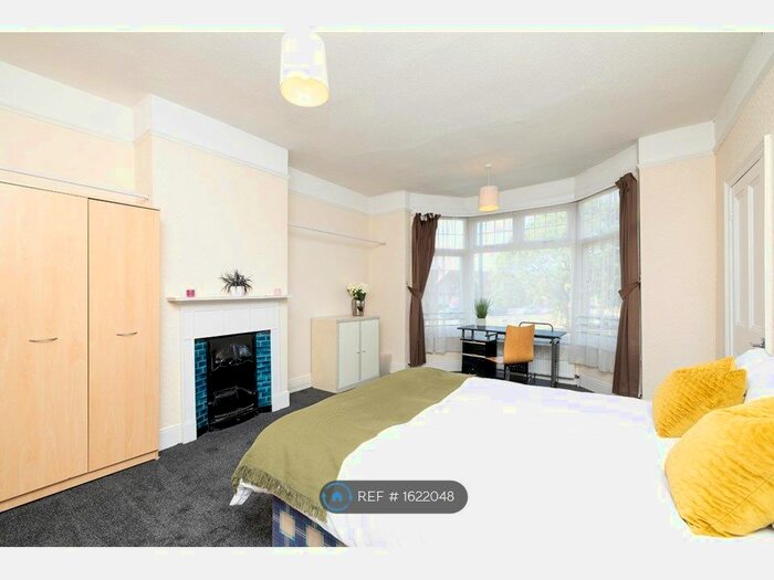 5 Bedroom Terraced House To Rent In Allesley Old Road, Coventry, CV5