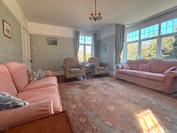 5 Bedroom Detached House For Sale In Ferry Road, BH19 - Photo 6