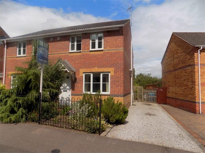 3 Bedroom Semi-Detached House To Rent In Manton Villas, Worksop, S80