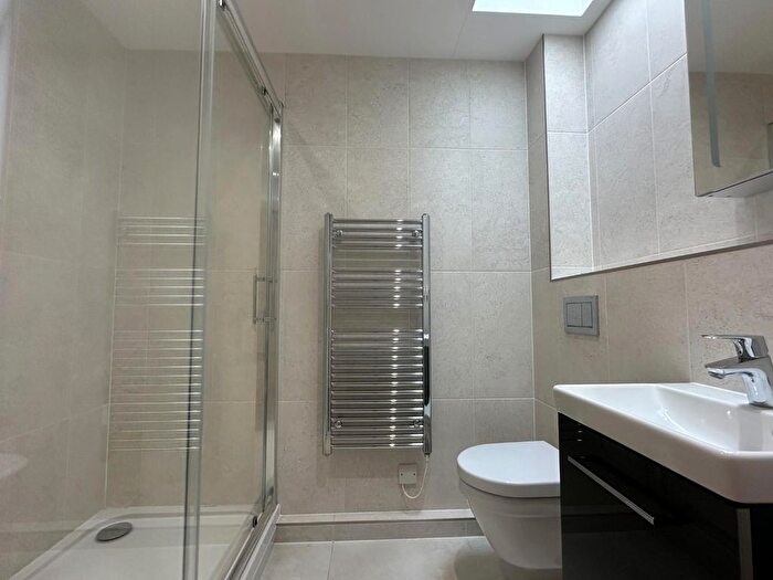 1 Bedroom Flat For Sale In Flat Hills Court, Hills Road, Cambridge, CB2