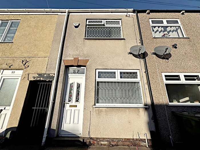 2 Bedroom House To Rent In Ripon Street, Grimsby, N.E. Lincs, DN31