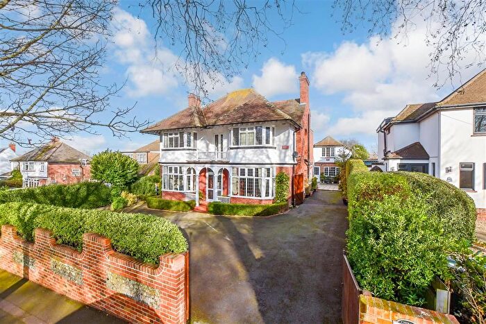 4 Bedroom Detached House For Sale In London Road, Ramsgate, Kent, CT11