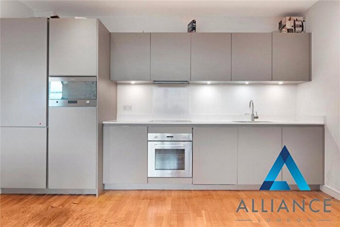 2 Bedroom Apartment To Rent In Eastern Road, Romford, RM1