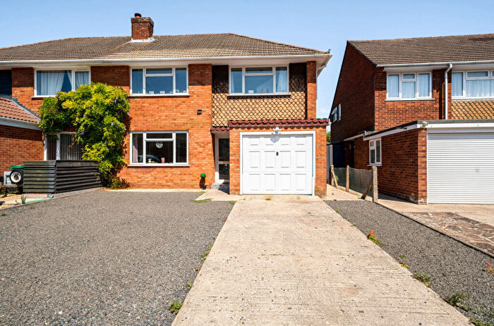 3 Bedroom Semi-Detached House For Sale In Cloche Way, Stratton St Margaret, Swindon, SN2