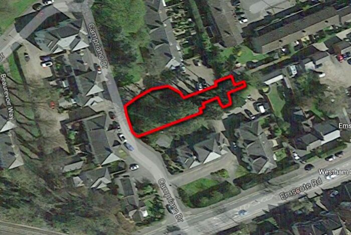 Land For Sale In Site At Campriano Drive, Warwick, CV34
