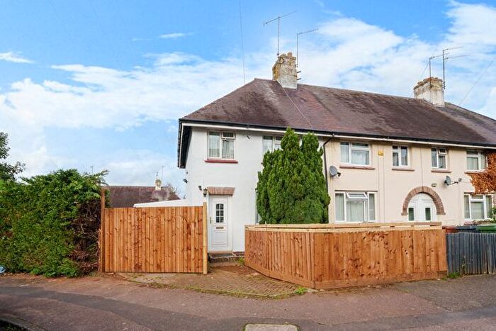 3 Bedroom End Of Terrace House For Sale In Priory Road, Wellingborough, NN8
