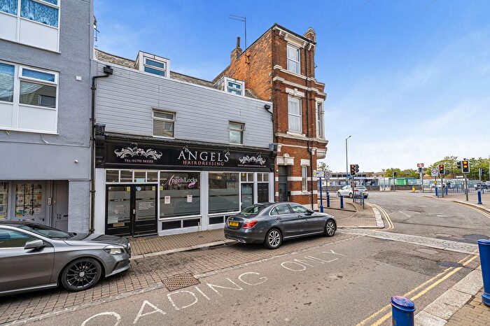 3 Bedroom Property For Sale In High Street, Sheerness, ME12