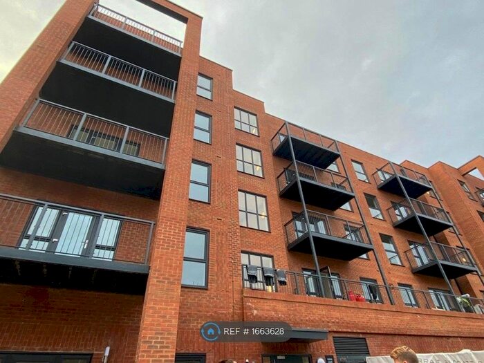 2 Bedroom Flat To Rent In Perkin Court, Wallington, SM6