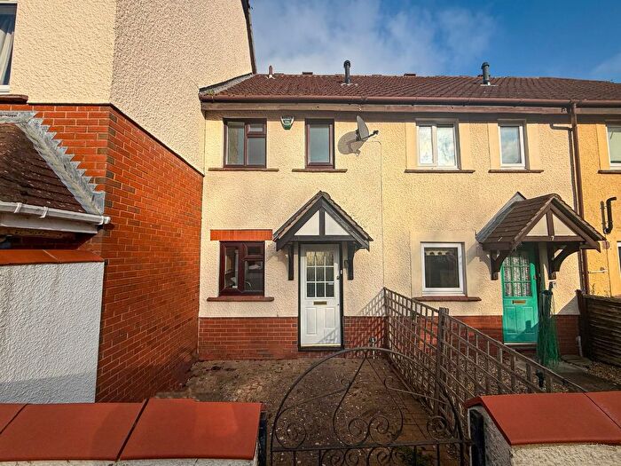 2 Bedroom Terraced House To Rent In Fivash Close, Taunton, TA1