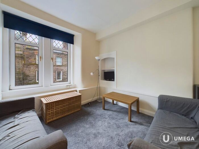 3 Bedroom Flat To Rent In Newton Street, Gorgie, Edinburgh, EH11
