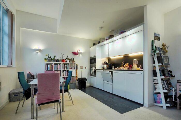 1 Bedroom Flat To Rent In Longridge Avenue, Saltdean, Brighton, BN2