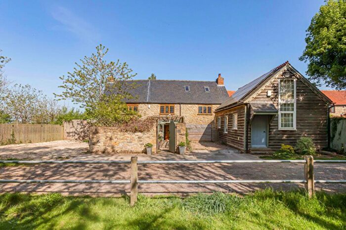 6 Bedroom Detached House For Sale In The Green, Longcot, Faringdon, Oxfordshire, SN7