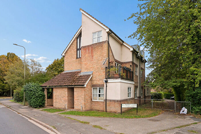 2 Bedroom Apartment For Sale In Abingdon, Oxfordshire, OX14