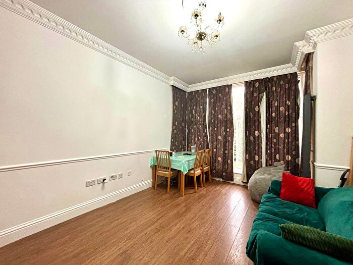 1 Bedroom Property To Rent In Whipps Cross Road, London, E11