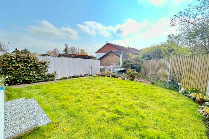 3 Bedroom End Of Terrace House For Sale In Charlton Marshall, DT11