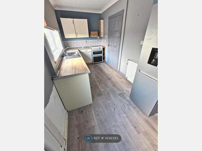 2 Bedroom Semi-Detached House To Rent In Cessnock Avenue, Hurlford, Kilmarnock, KA1